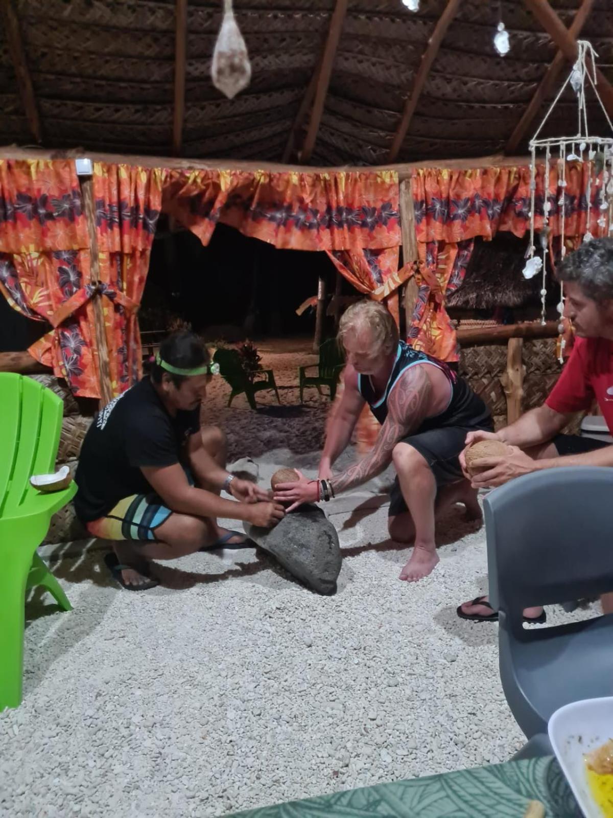 Poemanahere Island Camping A Maupiti Te-Fare-Arii Exterior foto